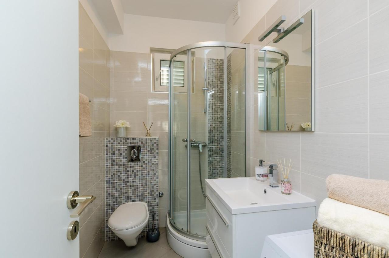 Apartment Lise Mokosica دوبروفينك المظهر الخارجي الصورة